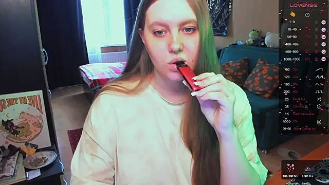 Alice Dreamgirl  online show from February 11, 9:55 am