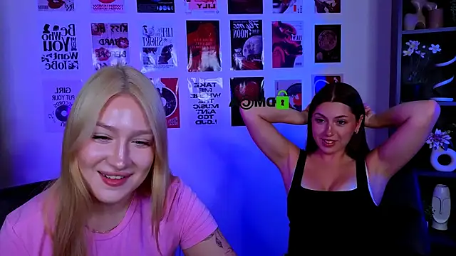playful sophie online show from July 27, 7:33 pm