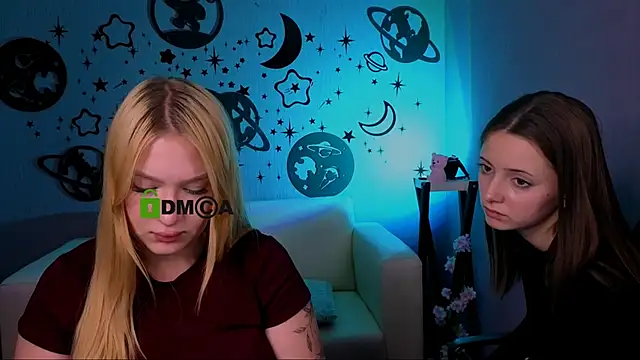 playful sophie online show from June 22, 3:25 am