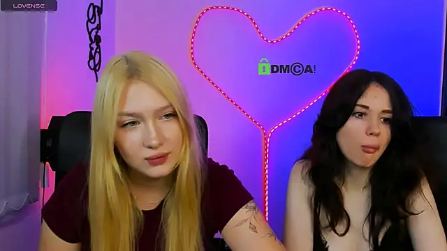 playful sophie online show from July 28, 8:52 pm