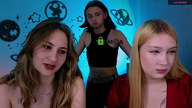 playful sophie online show from June 30, 7:35 pm