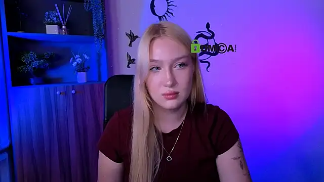 playful sophie online show from July 22, 7:15 pm