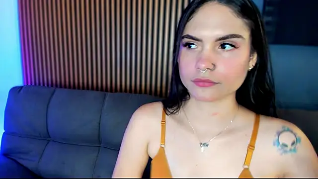 Gaby Ferrer online show from November 15, 1:45 pm