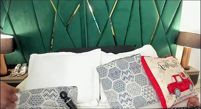 Tamara Myller online show from December 4, 12:40 pm