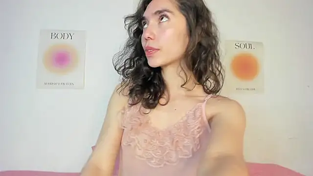 Snapshot of Ana_is_from_Heaven chatting on October 8, 1:21 am Ana is from Heaven online show from October 8, 1:21 am