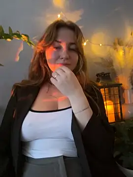 MayaMystic online show from October 10, 1:05 pm