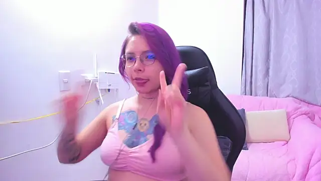 LilSasha online show from April 29, 3:32 am