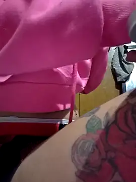 carmelbbyx22 online show from May 3, 6:44 pm