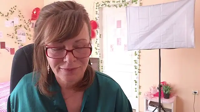 Miss Moren online show from March 17, 6:17 am