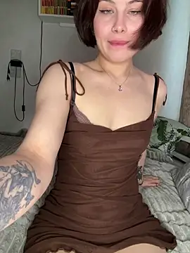 AmmyRich1 online show from June 6, 9:04 am