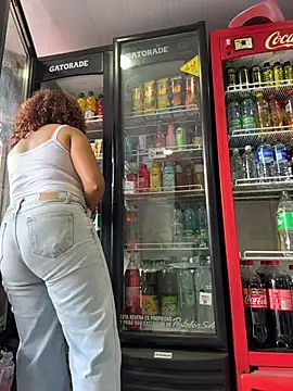 lauraltt online show from November 2, 7:17 pm