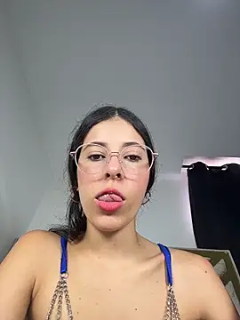 sexygirlseva20 online show from June 18, 7:41 pm