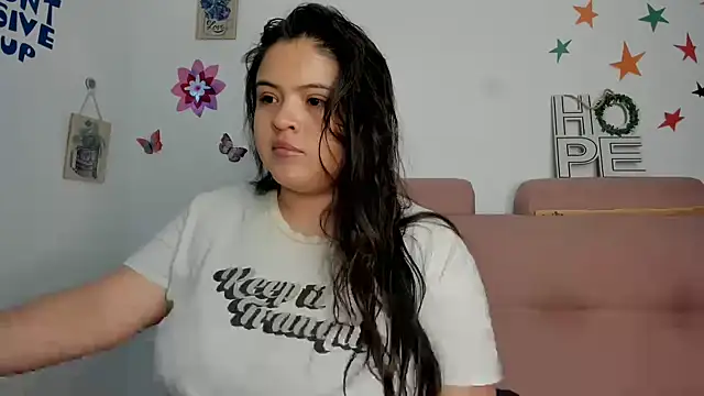 lizzie c online show from July 28, 7:28 am