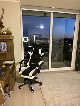 AlejandritaMilano online show from October 30, 11:39 pm