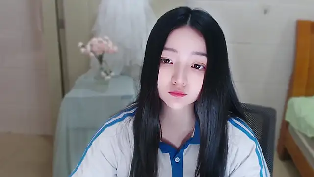 xiao-xiao-D online show from March 17, 5:44 am