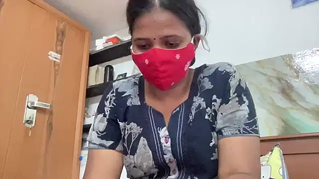 Tamil Sanjana  online show from February 5, 6:49 am