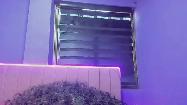 CintiaWalker online show from February 5, 1:03 pm