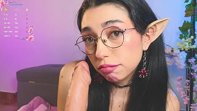 Snapshot of Sweet_Nyx chatting on September 11, 12:22 am Sweet Nyx online show from September 11, 12:22 am