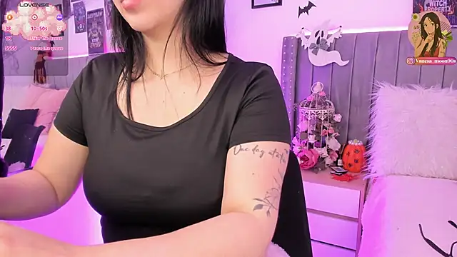 vanesa moon   online show from November 9, 10:49 pm