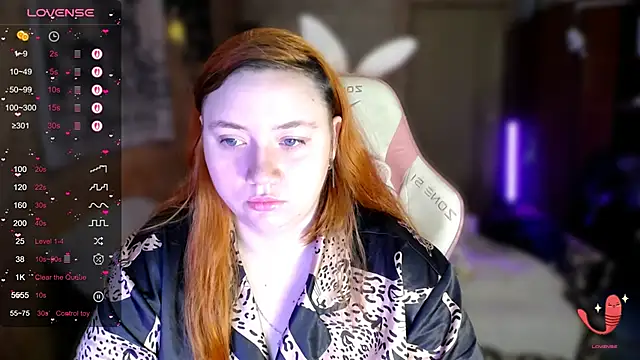 Bitchy Lily online show from November 24, 5:53 am