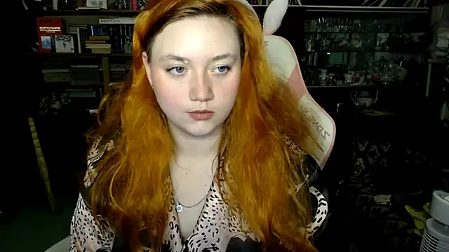 Bitchy Lily online show from October 7, 5:50 pm