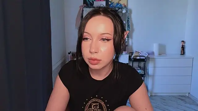 MoranaMissGod online show from May 6, 11:36 am