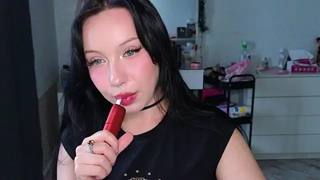 MoranaMissGod online show from June 22, 12:02 pm