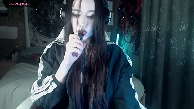 chloe crystall killer online show from May 8, 5:43 am