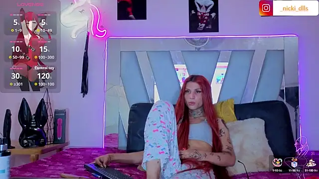 supradoll online show from October 11, 7:16 pm