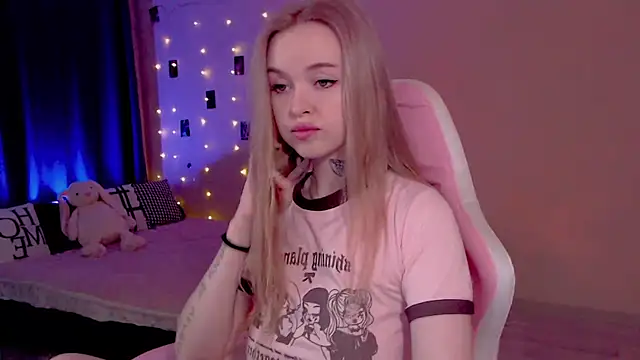 Naughty Mable online show from June 20, 12:58 am