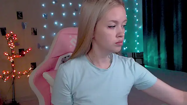 Naughty Mable online show from July 21, 12:11 am