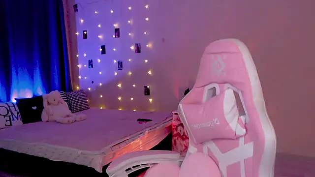 Naughty Mable online show from June 11, 3:03 am