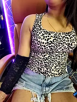 Little  Lia online show from June 13, 9:34 pm