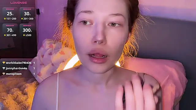 eva varnerr online show from July 28, 12:41 am
