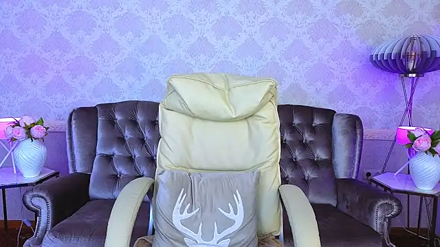 Snapshot of Lucky_Rita chatting on September 10, 1:22 pm Lucky Rita online show from September 10, 1:22 pm