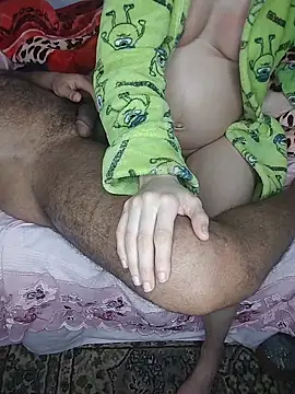 Qaisxone online show from March 8, 2:04 am