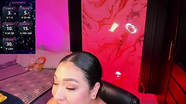 stefany duque1  online show from March 21, 8:19 am