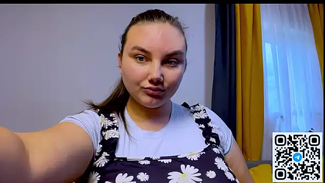 Dreamyblushfairy online show from May 31, 4:46 pm