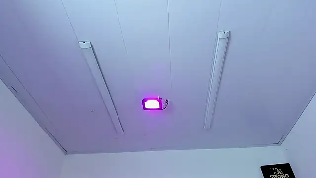 IsabellRodriguez18 online show from March 17, 5:44 am