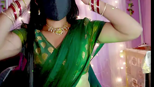 sexyhoney27 online show from July 27, 5:32 pm