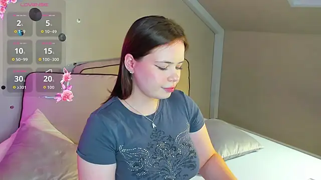 Snapshot of EricaElliott chatting on September 9, 8:47 am EricaElliott online show from September 9, 8:47 am