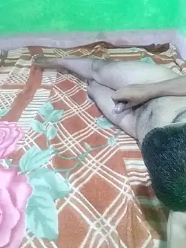 Coupleshow47 online show from May 15, 11:51 pm