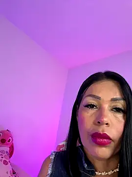 KarolRubi1 online show from December 14, 6:35 pm