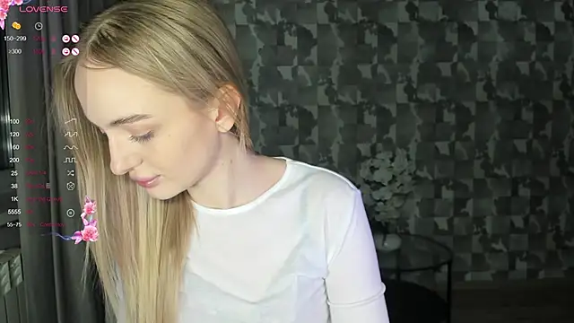 A delina online show from April 27, 4:37 pm