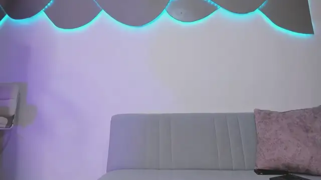 newbarbiedolly online show from April 19, 12:32 am