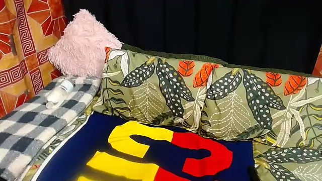 Thickbootykim online show from July 7, 12:13 am