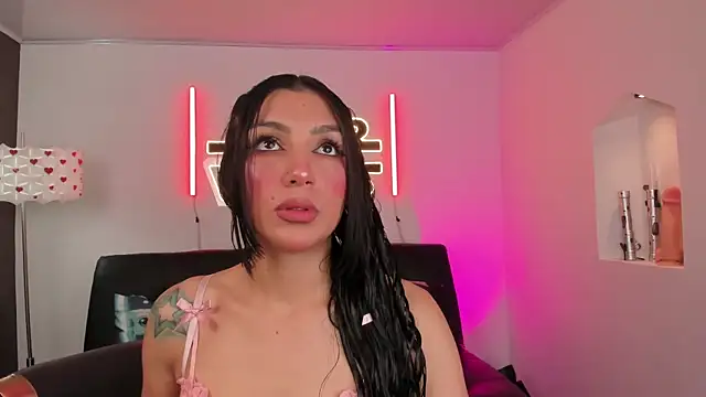 miss   evangeline online show from June 30, 2:33 am