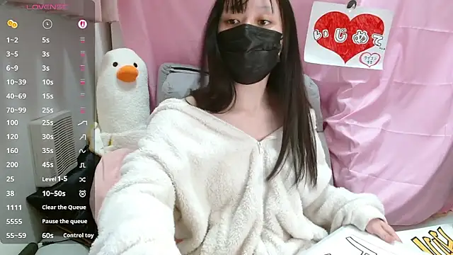 pipimi khaos online show from April 30, 12:10 pm