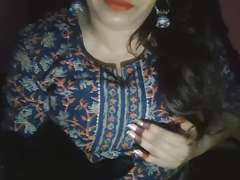 Hot-shanvi online show from May 1, 11:52 pm
