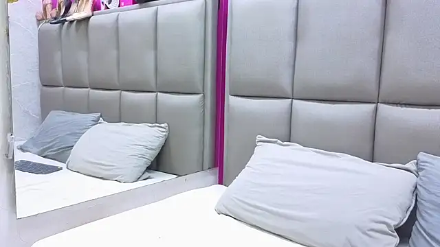 KRYSSTARITTER4 online show from July 29, 3:17 am